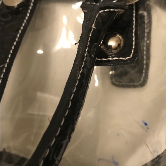 Gifted. Guess Concert Clear & Black Bag. - Picture 6 of 8
